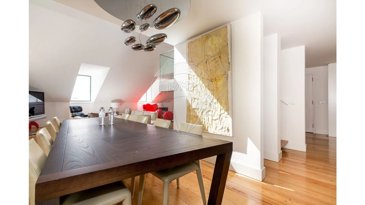 Apartamento T4 para Venda em Arroios Foto 3