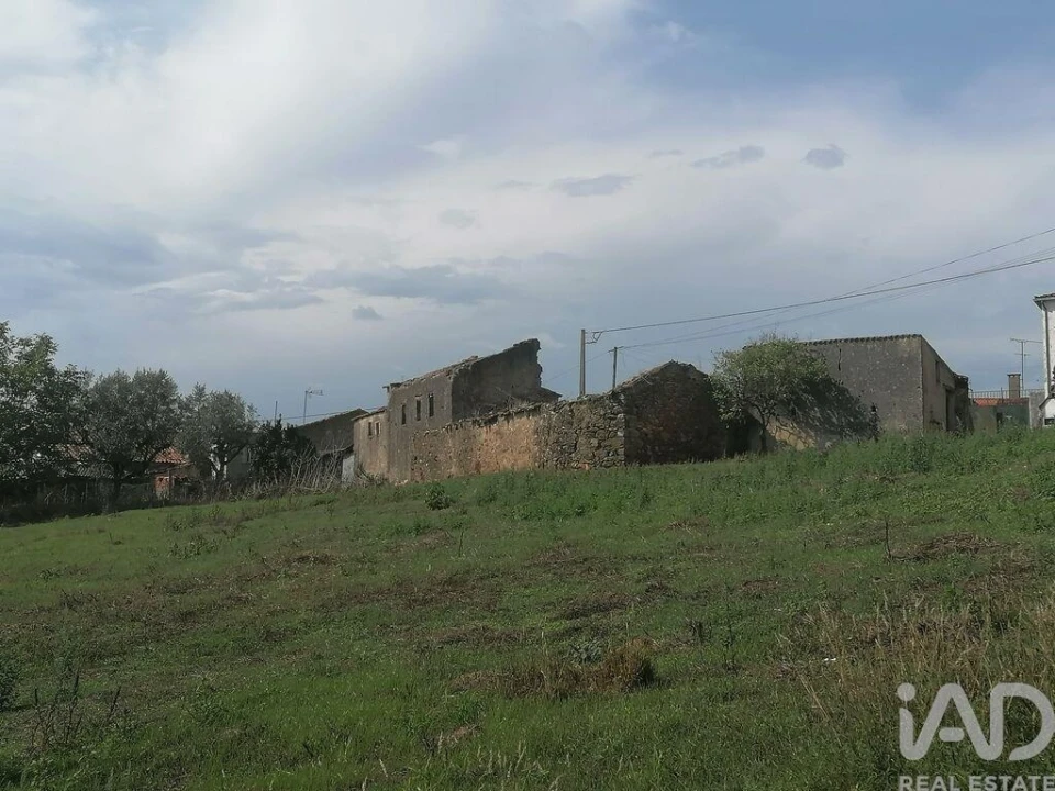 Moradia para Venda em Lamas Foto 26