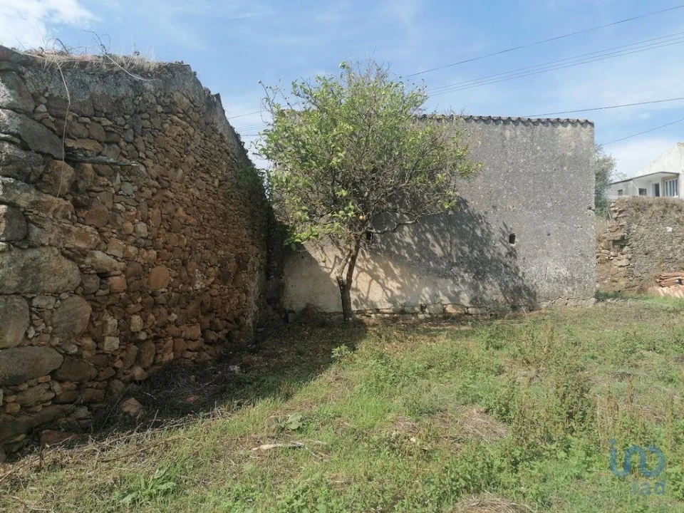 Moradia para Venda em Lamas Foto 11