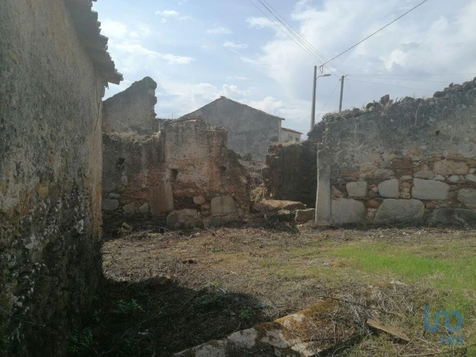 Moradia para Venda em Lamas Foto 2