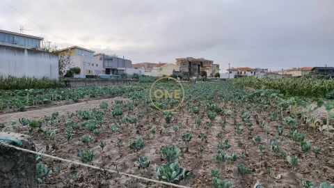 Terreno para Venda em Aver-O-Mar, Amorim e Terroso