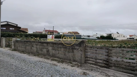 Terreno para Venda em Aver-O-Mar, Amorim e Terroso