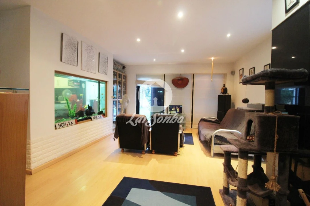 Moradia T4 para Venda em Aveleda Foto 14