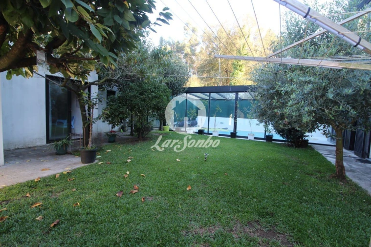 Moradia T4 para Venda em Aveleda Foto 17