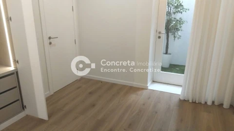 Apartamento T2 para Venda em Braga (Maximinos, Sé e Cividade)