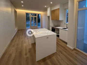 Apartamento T2 para Venda em Braga (Maximinos, Sé e Cividade)