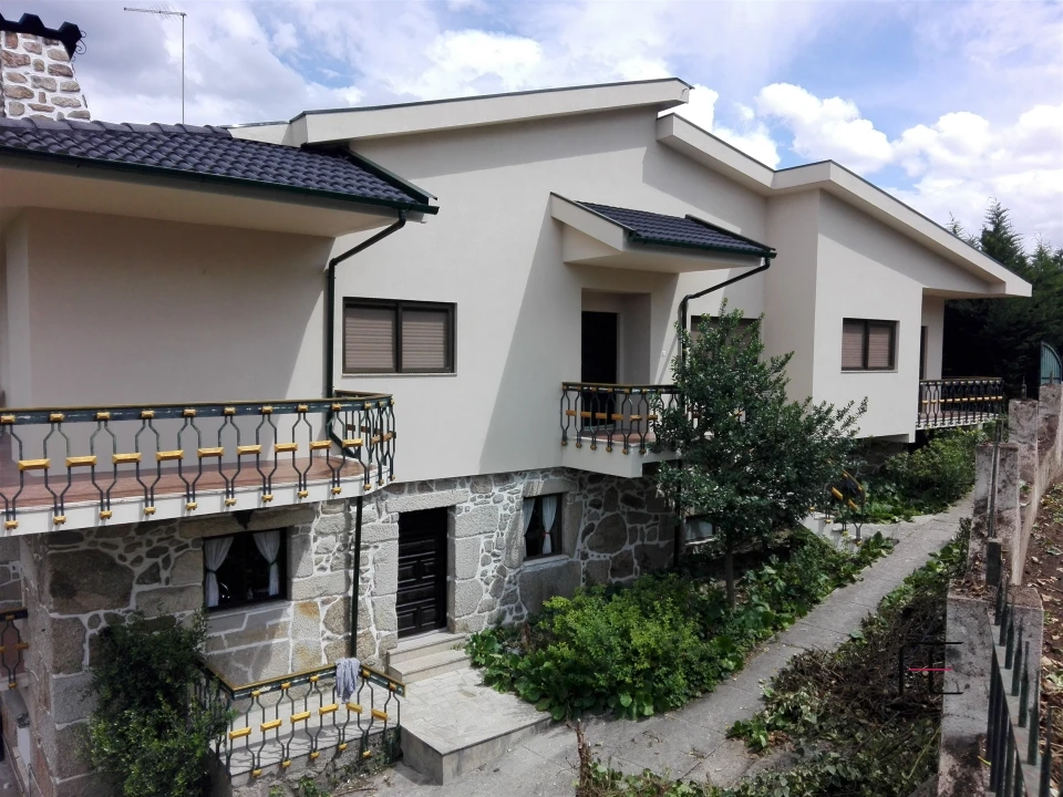 Moradia T7 para Venda em Arnoia Foto 65