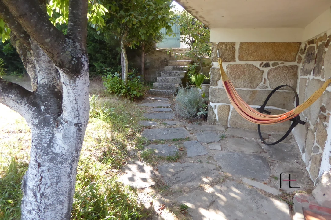 Moradia T7 para Venda em Arnoia Foto 77