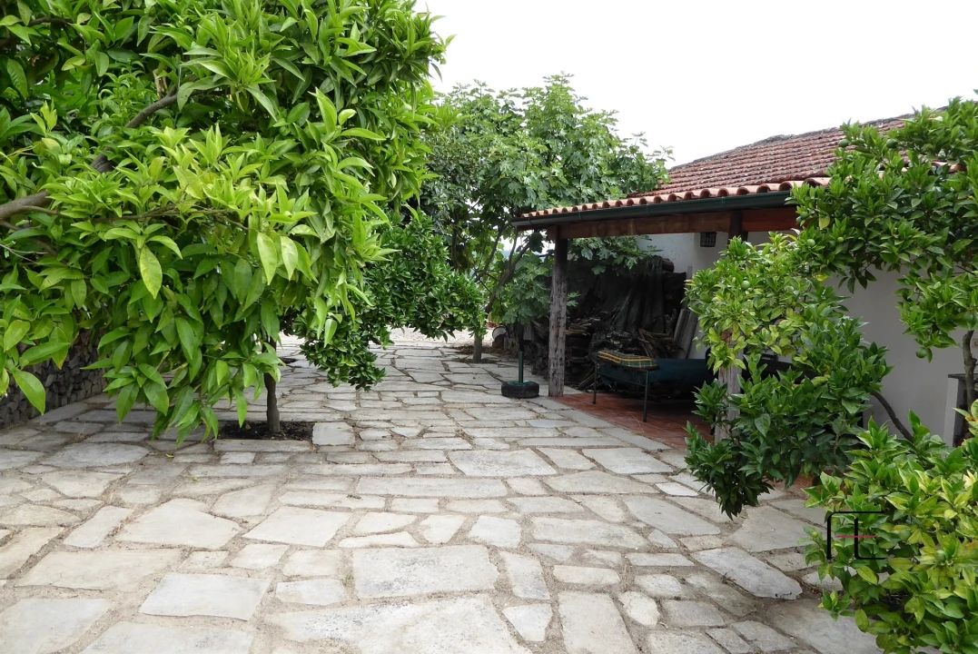 Moradia T7 para Venda em Arnoia Foto 55