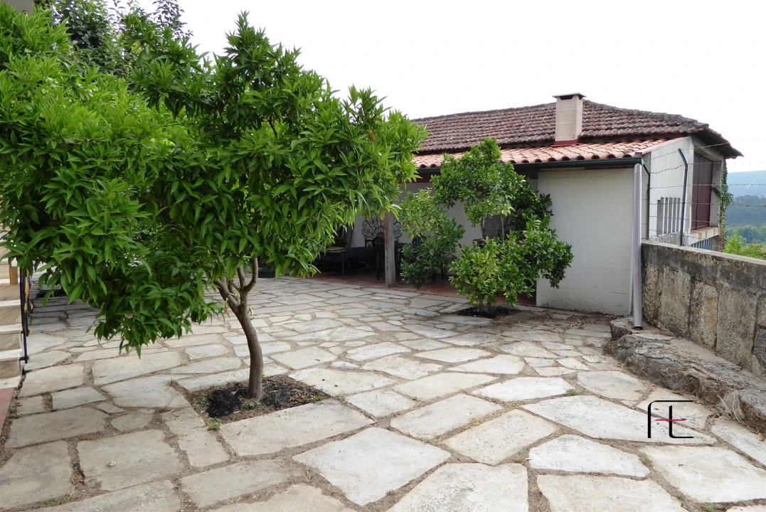 Moradia T7 para Venda em Arnoia Foto 67