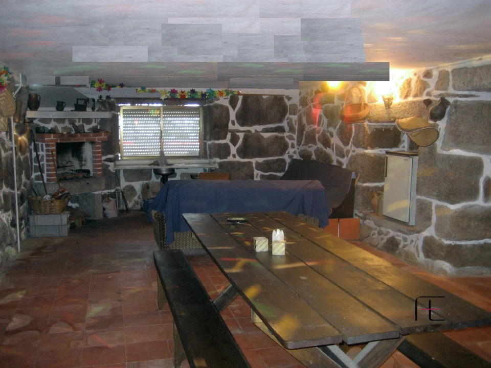 Moradia T7 para Venda em Arnoia Foto 49