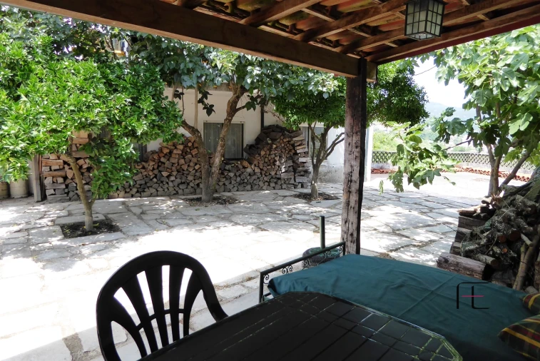 Moradia T7 para Venda em Arnoia Foto 28