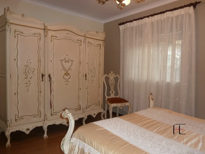 Moradia T7 para Venda em Arnoia Foto 13