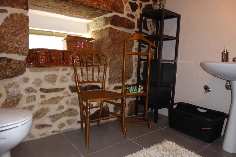 Moradia T7 para Venda em Arnoia Foto 16