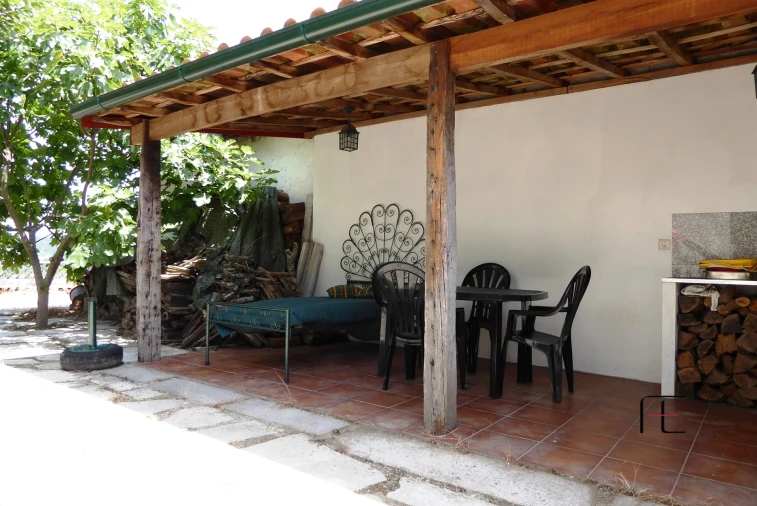 Moradia T7 para Venda em Arnoia Foto 25