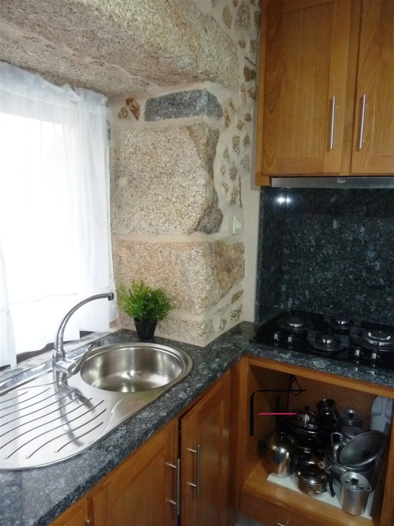 Moradia T7 para Venda em Arnoia Foto 3