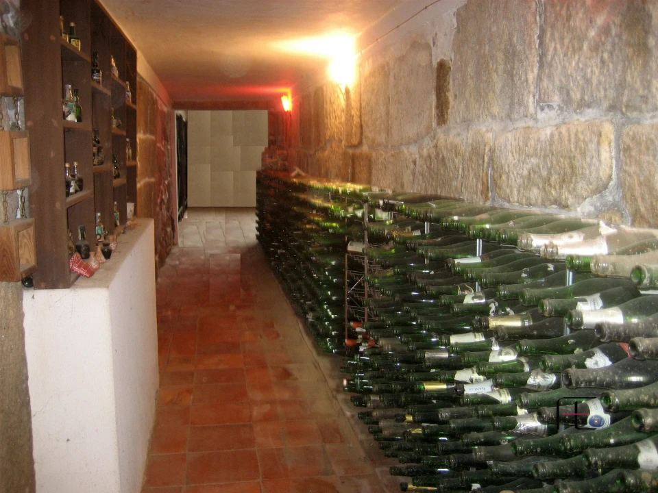 Moradia T7 para Venda em Arnoia Foto 39