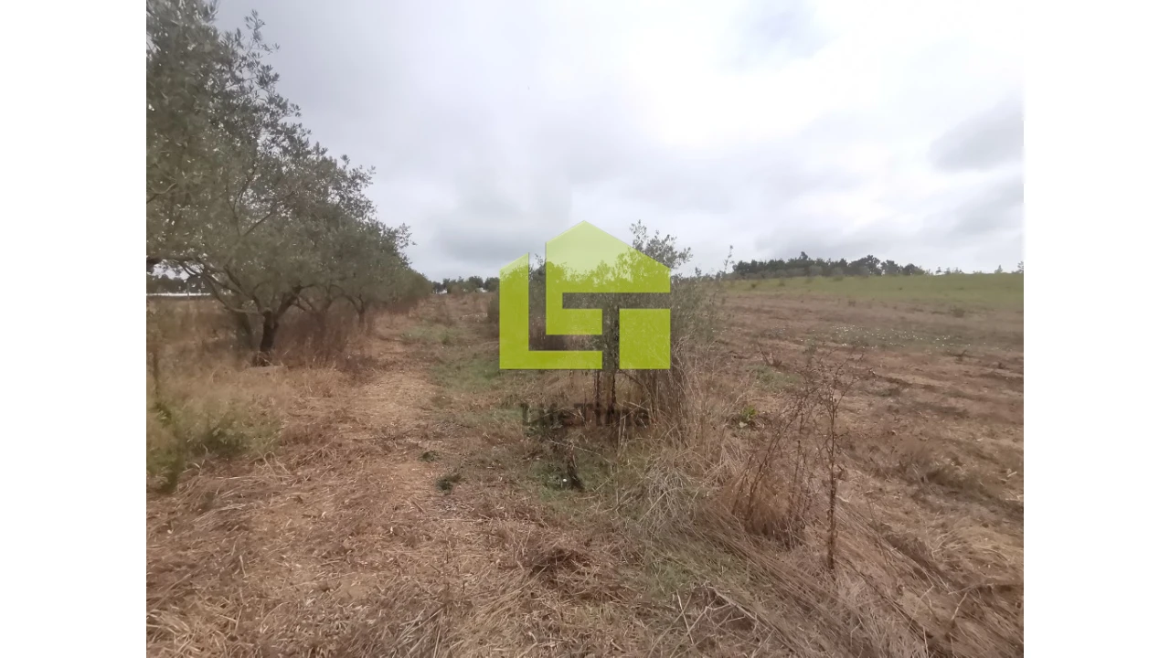 Quinta T2 para Venda em Vinha da Rainha Foto 4