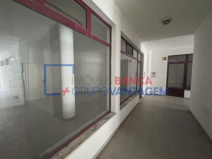 Loja para Venda em Santiago do Cacém, Santa Cruz e São Bartolomeu da Serra Foto 7