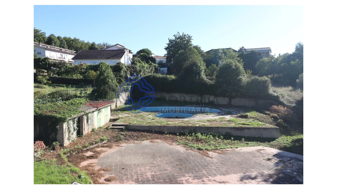 Prédio para Venda em Caldelas, Sequeiros e Paranhos Foto 20