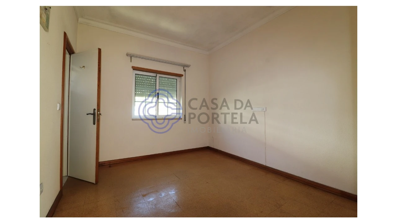 Prédio para Venda em Caldelas, Sequeiros e Paranhos Foto 18