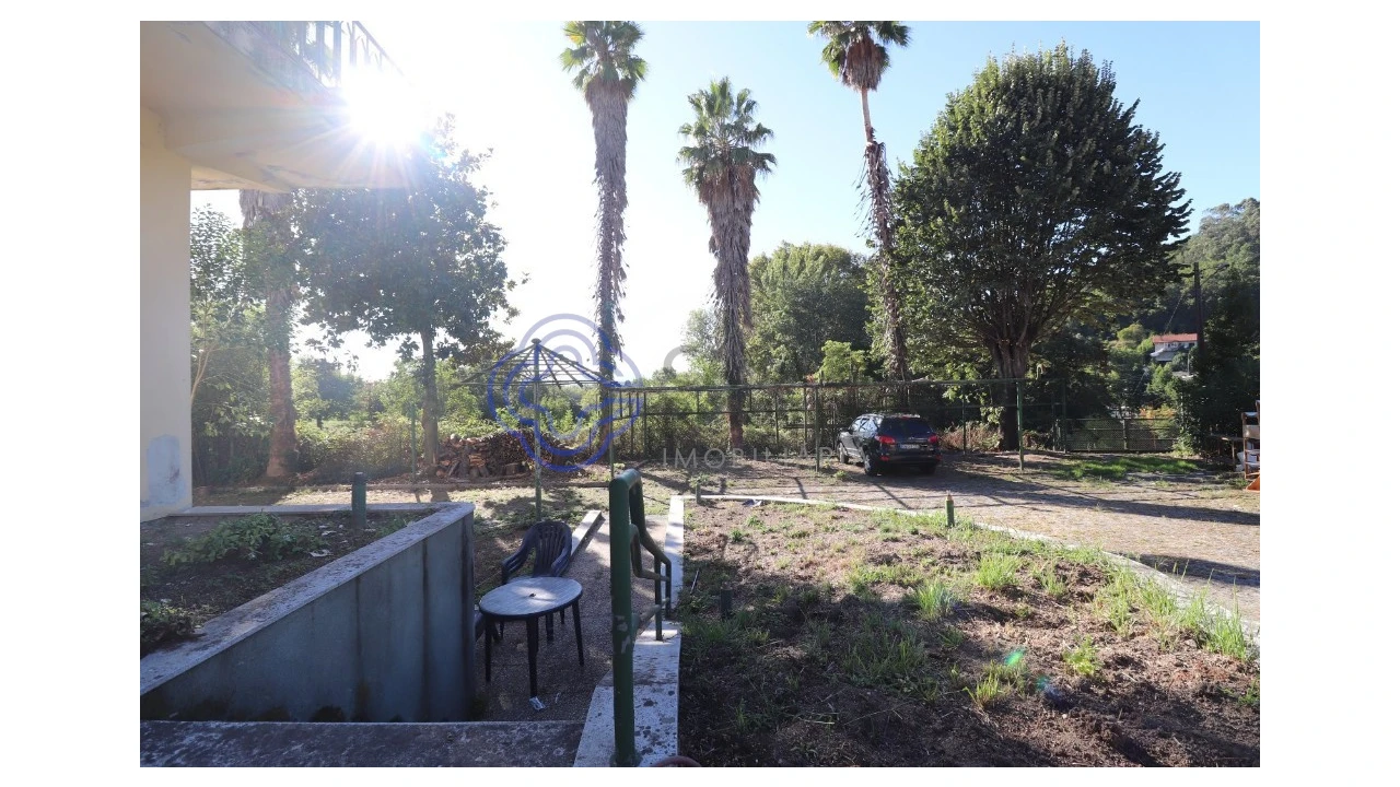 Prédio para Venda em Caldelas, Sequeiros e Paranhos Foto 31