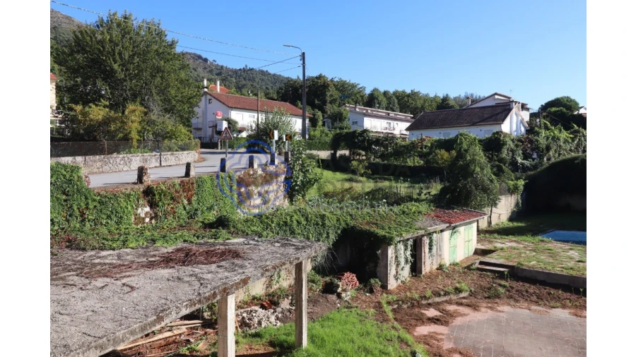 Prédio para Venda em Caldelas, Sequeiros e Paranhos Foto 21