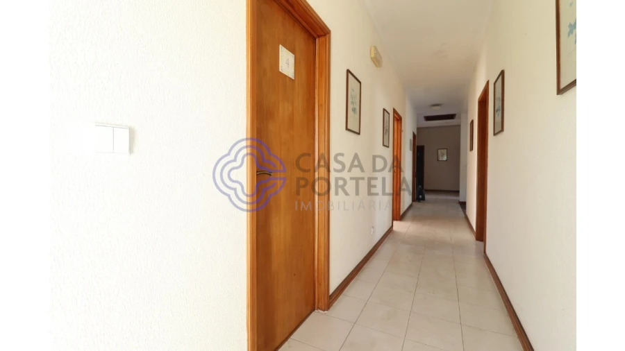 Prédio para Venda em Caldelas, Sequeiros e Paranhos Foto 25