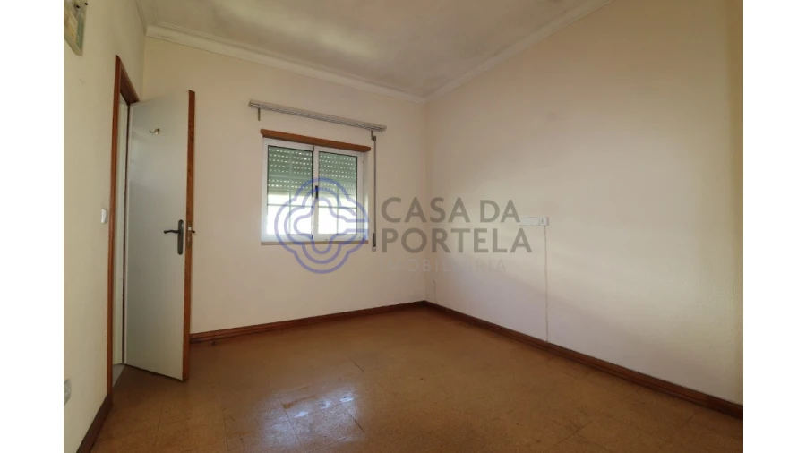 Prédio para Venda em Caldelas, Sequeiros e Paranhos Foto 18