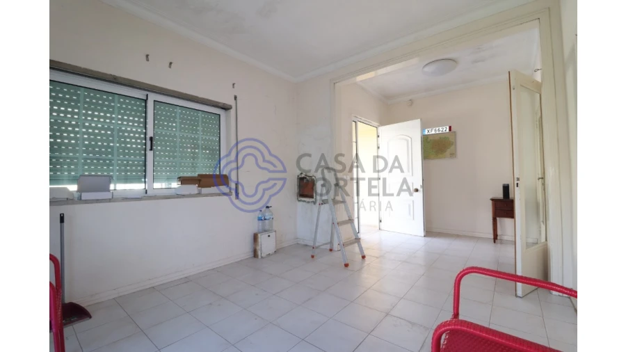 Prédio para Venda em Caldelas, Sequeiros e Paranhos Foto 2