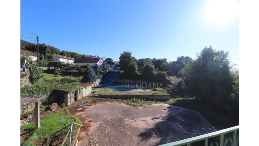 Prédio para Venda em Caldelas, Sequeiros e Paranhos Foto 24