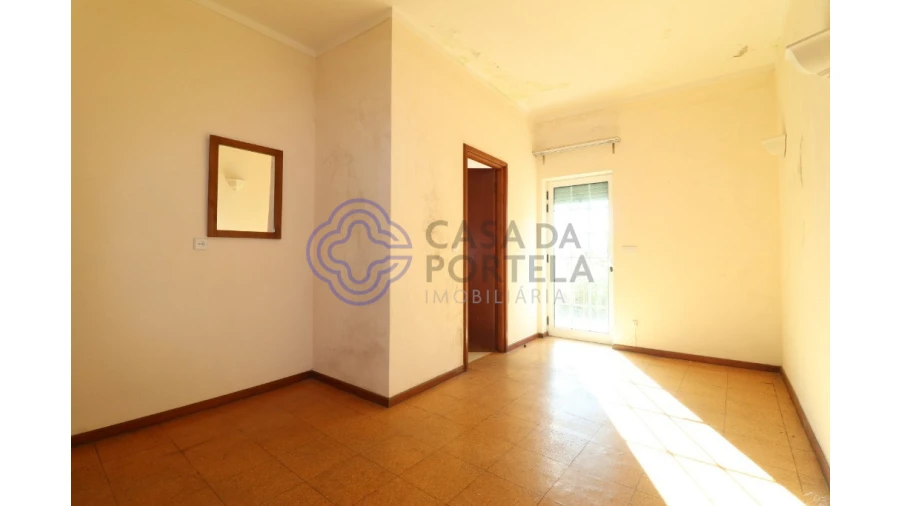 Prédio para Venda em Caldelas, Sequeiros e Paranhos Foto 10