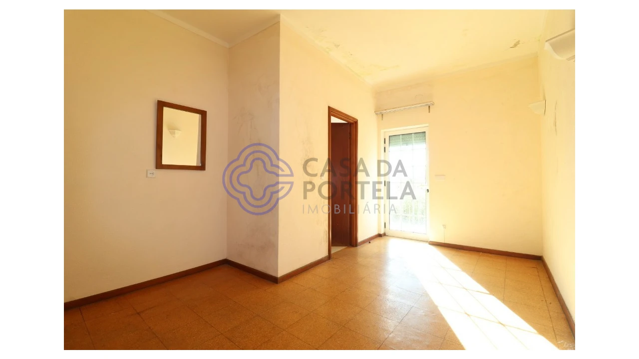 Prédio para Venda em Caldelas, Sequeiros e Paranhos Foto 10