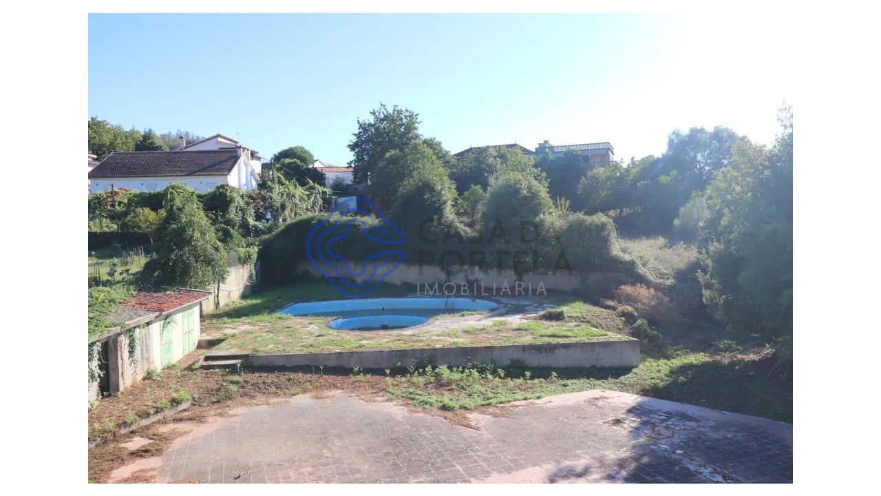 Prédio para Venda em Caldelas, Sequeiros e Paranhos Foto 23