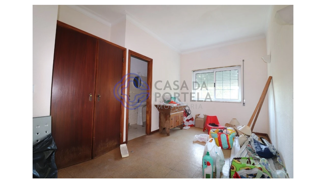 Prédio para Venda em Caldelas, Sequeiros e Paranhos Foto 5