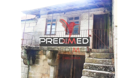 Moradia T2 para Venda em Nossa Senhora da Conceição, São Pedro e São Dinis