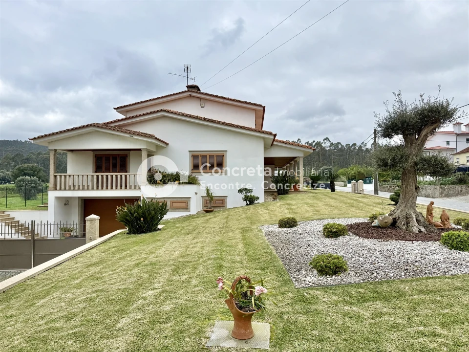 Moradia T4 para Venda em Chorente, Góios, Courel, Pedra Furada e Gueral Foto 3