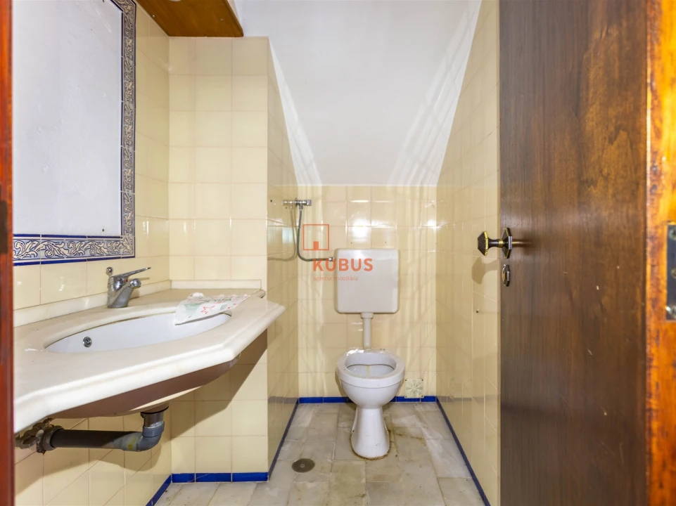 Moradia T4 para Venda em Minde Foto 16