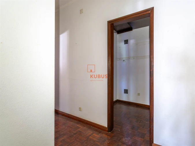 Moradia T4 para Venda em Minde Foto 27