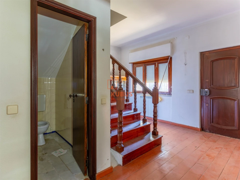 Moradia T4 para Venda em Minde Foto 17