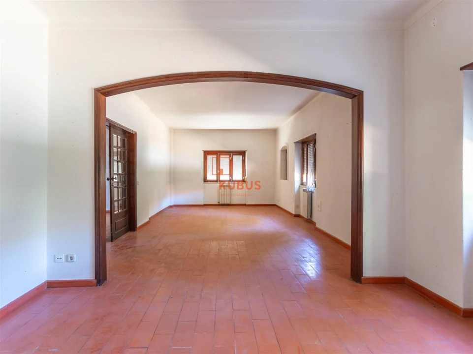 Moradia T4 para Venda em Minde Foto 11