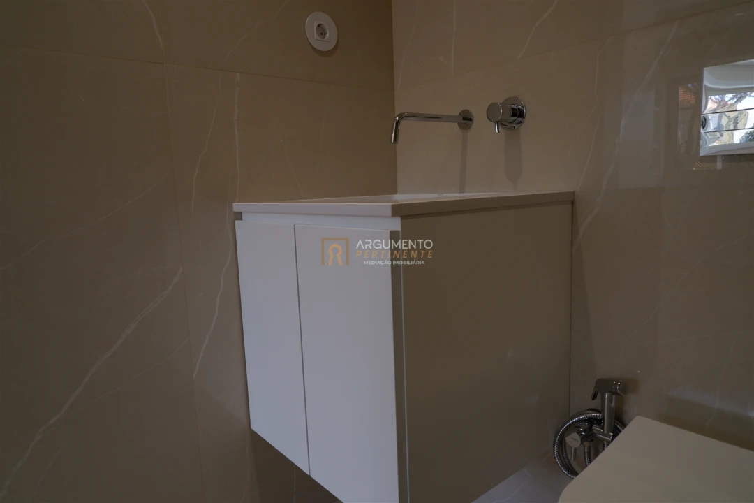 Apartamento T3 para Venda em Lordelo do Ouro e Massarelos Foto 19