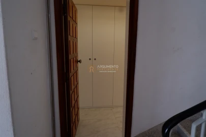 Apartamento T3 para Venda em Lordelo do Ouro e Massarelos