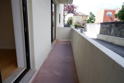 Apartamento T3 para Venda em Lordelo do Ouro e Massarelos