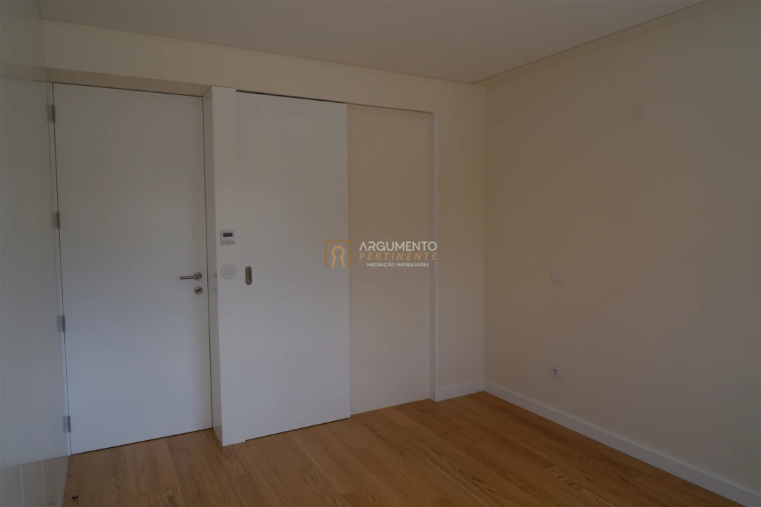 Apartamento T3 para Venda em Lordelo do Ouro e Massarelos Foto 20