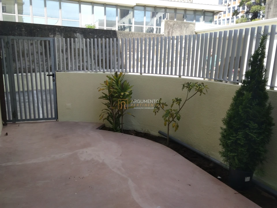 Apartamento T3 para Venda em Lordelo do Ouro e Massarelos Foto 34