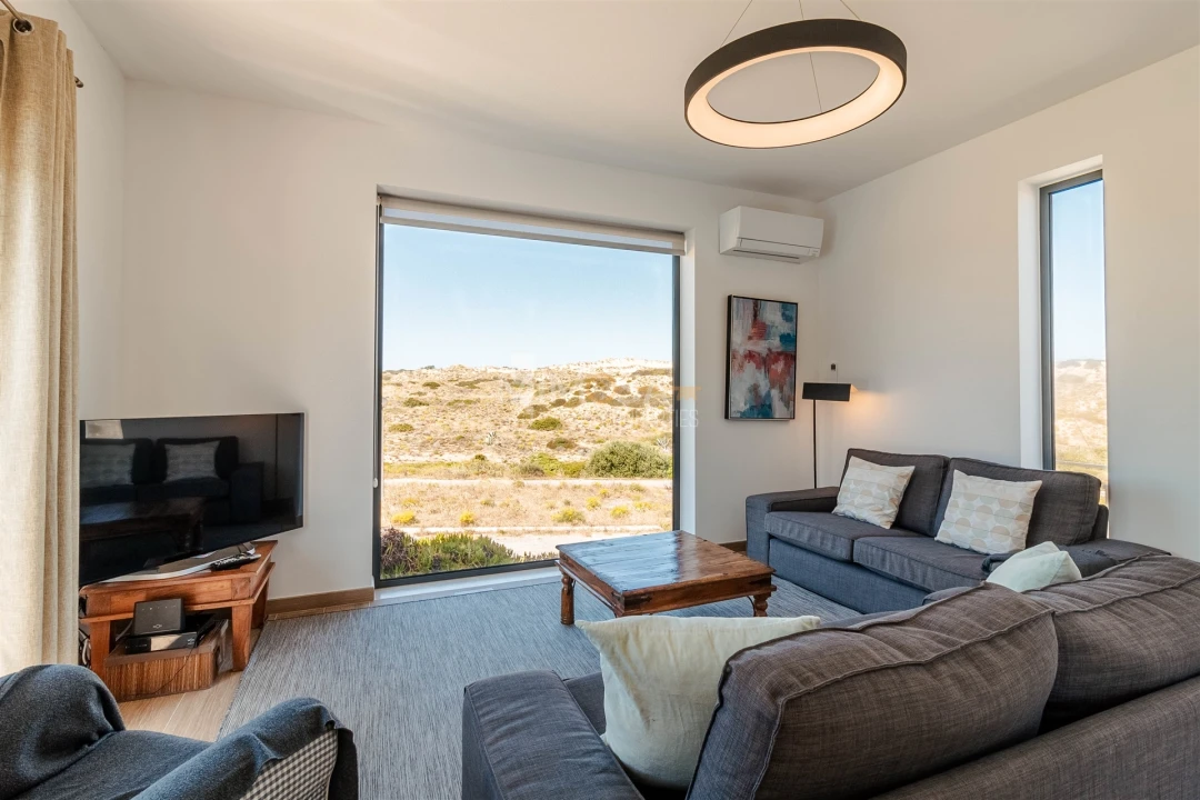 Moradia T3 para Venda em Bordeira Foto 8