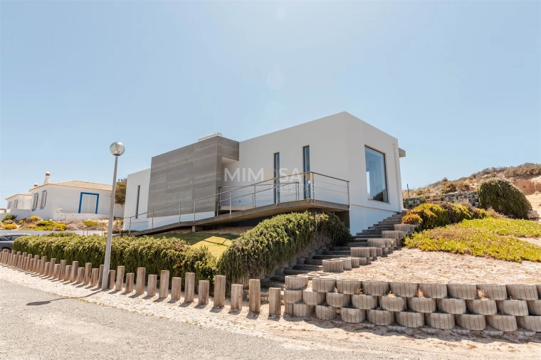 Moradia T3 para Venda em Bordeira Foto 28