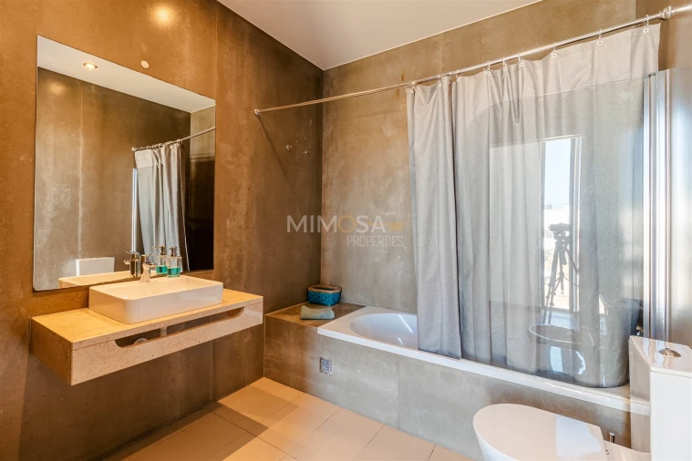 Moradia T3 para Venda em Bordeira Foto 17