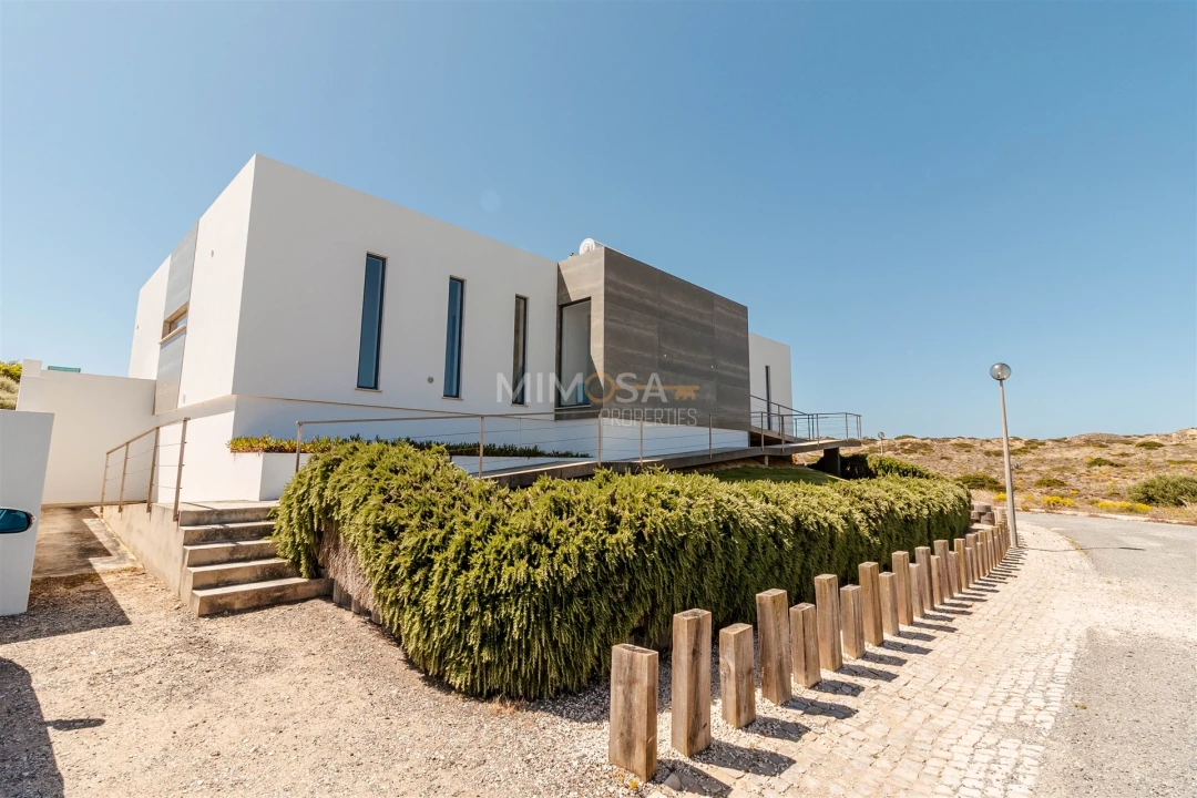 Moradia T3 para Venda em Bordeira Foto 2